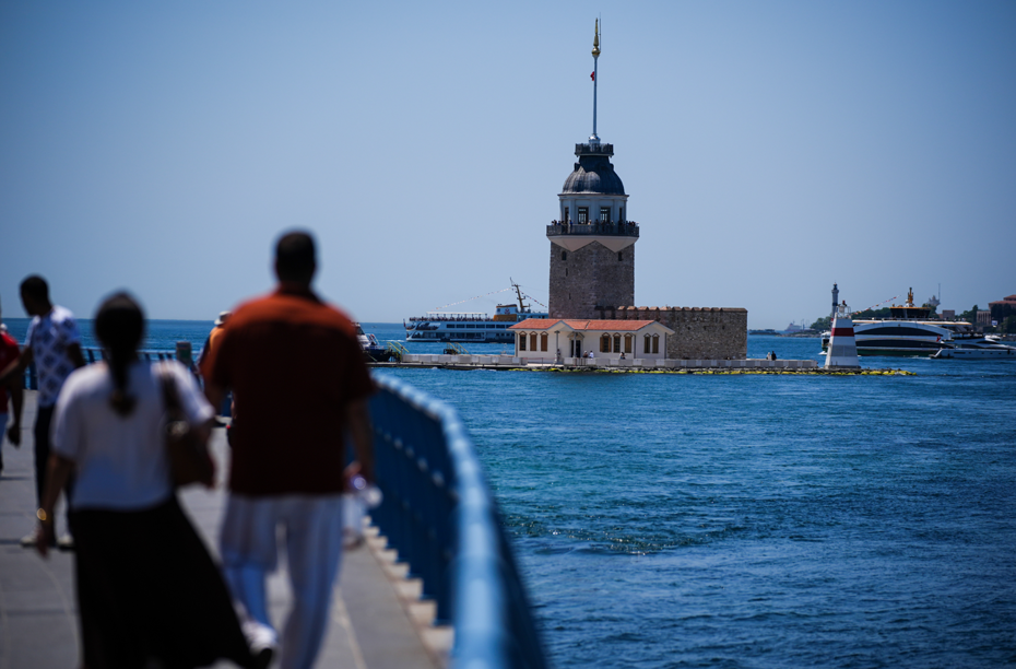 İstanbul'da Gün Günesiyle Başlayan Sıcaklık Aniden Düşüyor, Geceleri Serinlik Yakalıyor