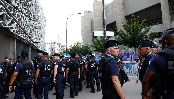 Paris’te bomba alarmı!  İsrail maçı öncesinde bulundu