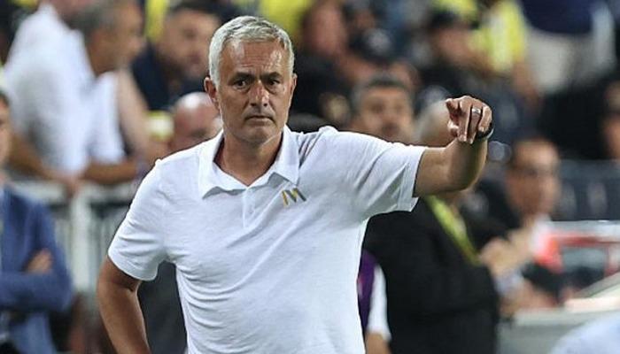 Jose Mourinho 5-0’lık galibiyetten sonra öfkelendi! Maçın hakemi ve VAR’la ilgili bunları söyledi… F.Bahçe