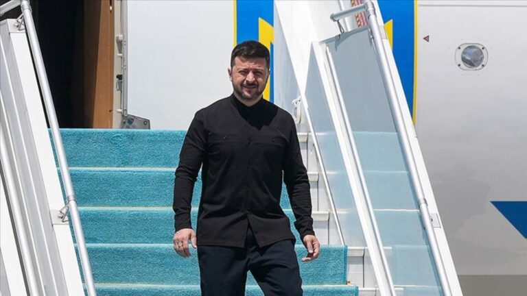 Zelenskiy barış görüşmeleri için İstanbul’a geliyor