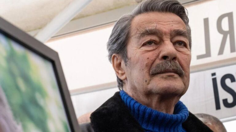 Günler önce entübe edilmişti! Kadir İnanır’dan haber var